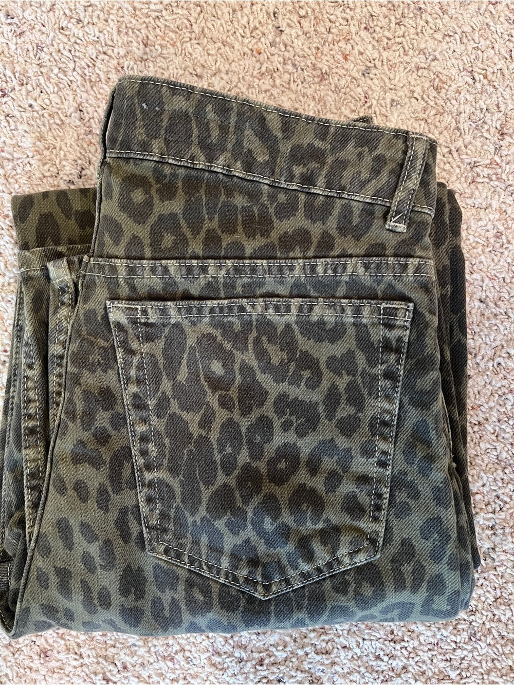 Zara Leopard Print Green Jeans Size 4 NWT